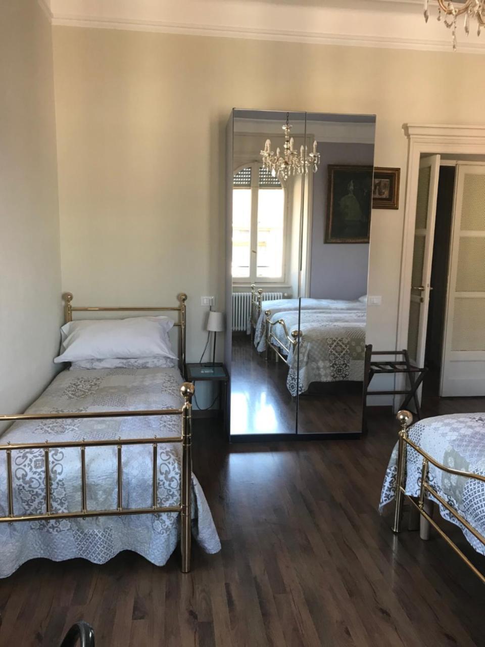 B&B Borghi โกโม ภายนอก รูปภาพ