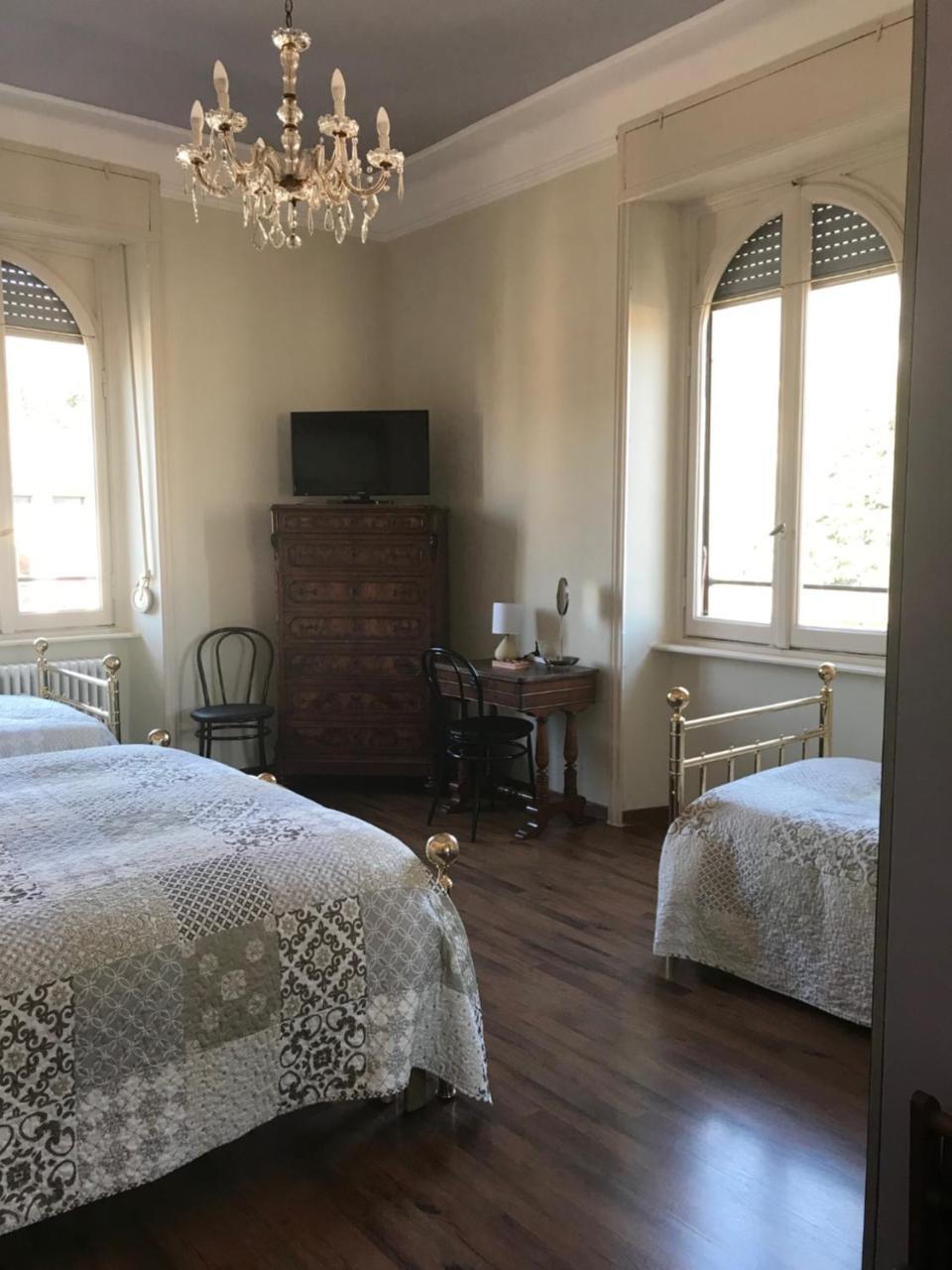 B&B Borghi โกโม ภายนอก รูปภาพ